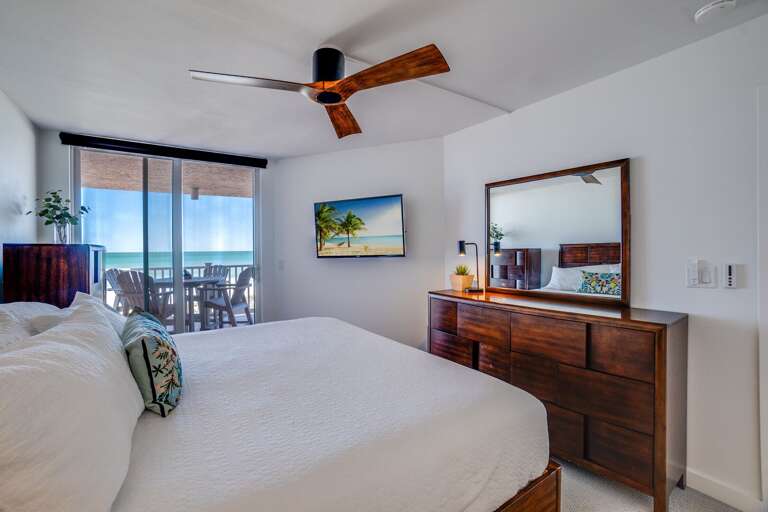 Primary Bedroom - King Bed