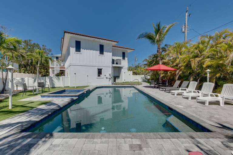 Private Heated Pool & Spa