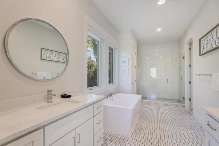 Bathroom 1 - Ensuite