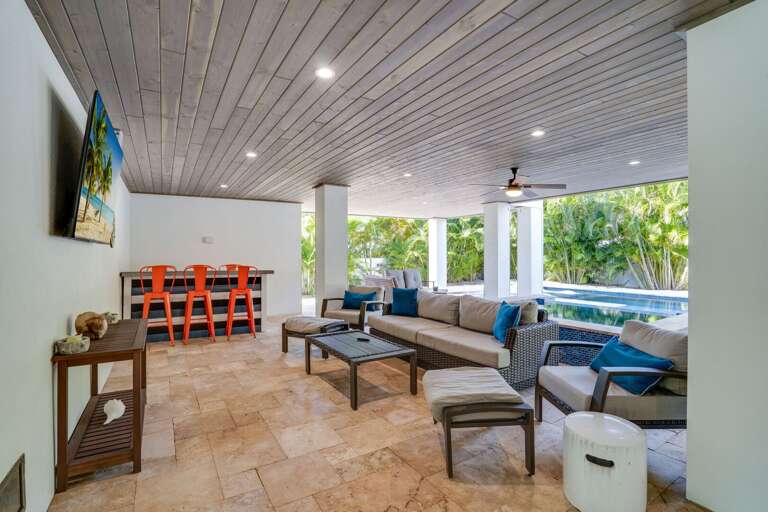 Private Heated Pool & Spa