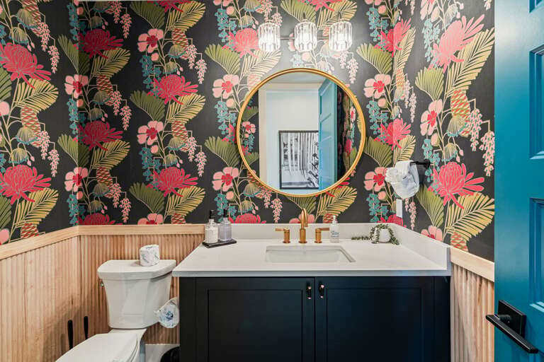 1/2 Bathroom