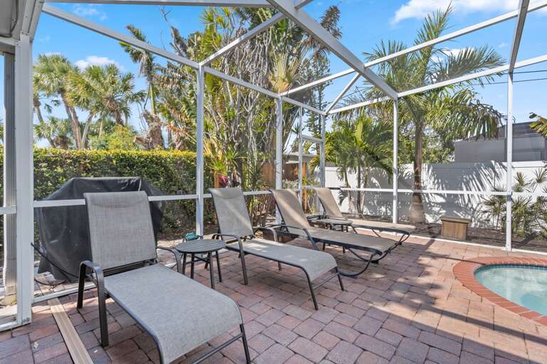 Private Heated Pool & Spa