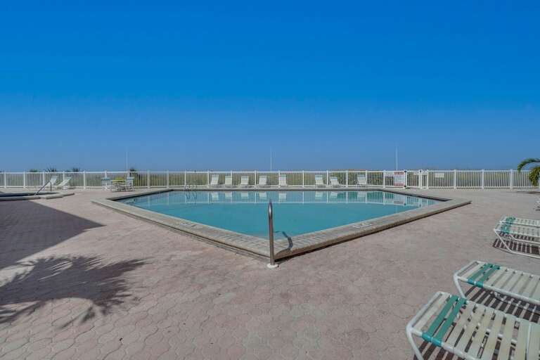 Oceanfront Pool