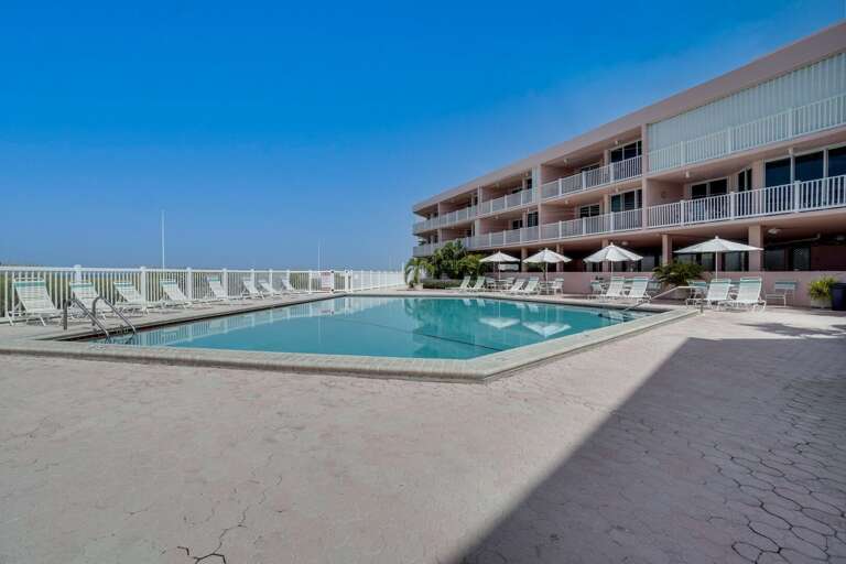 Oceanfront Pool