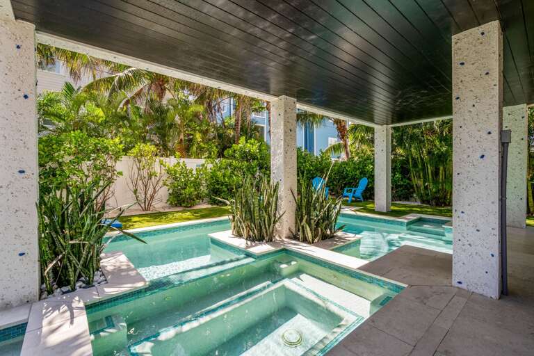Private Heated Pool & Spa