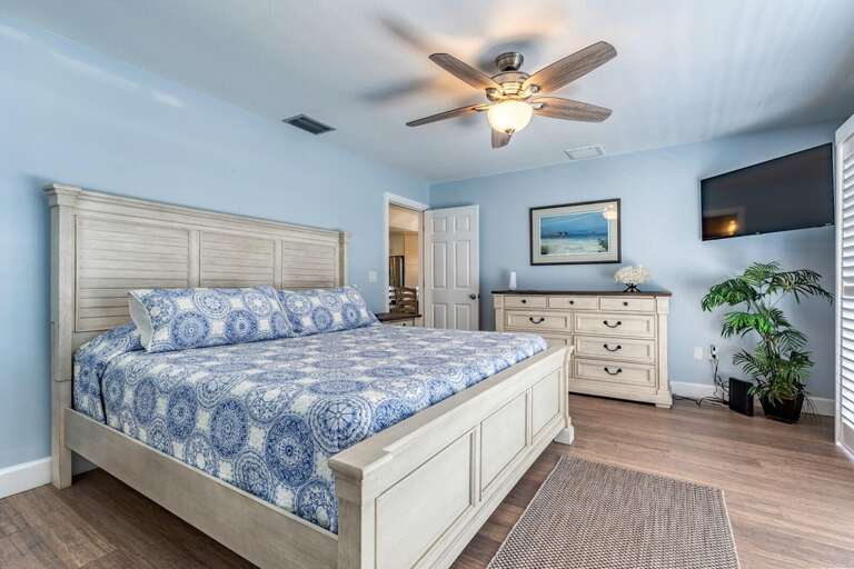 Primary Bedroom - King Bed