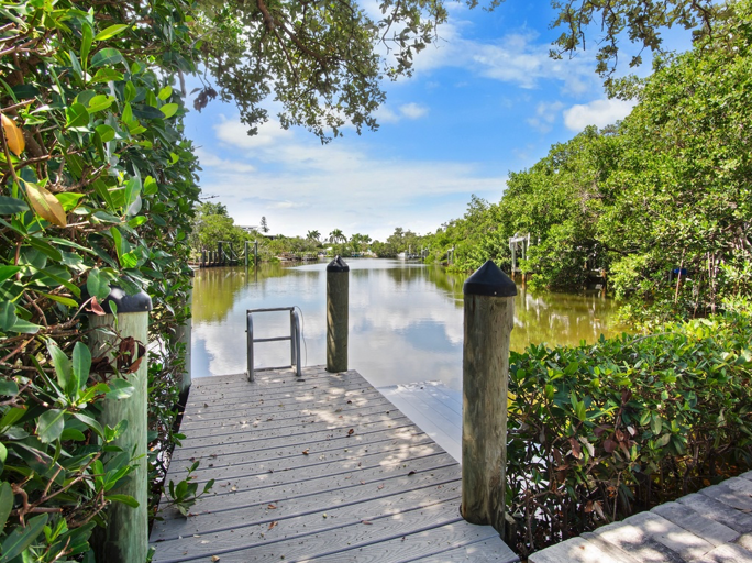 Canal Front/Boat Dock