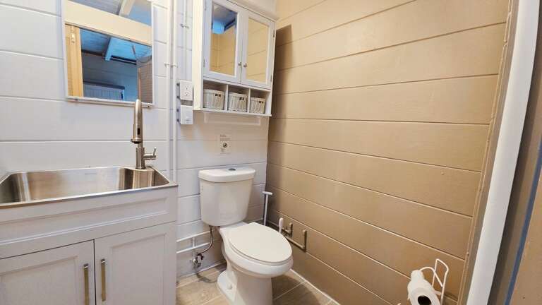 Half bath in Breezeway