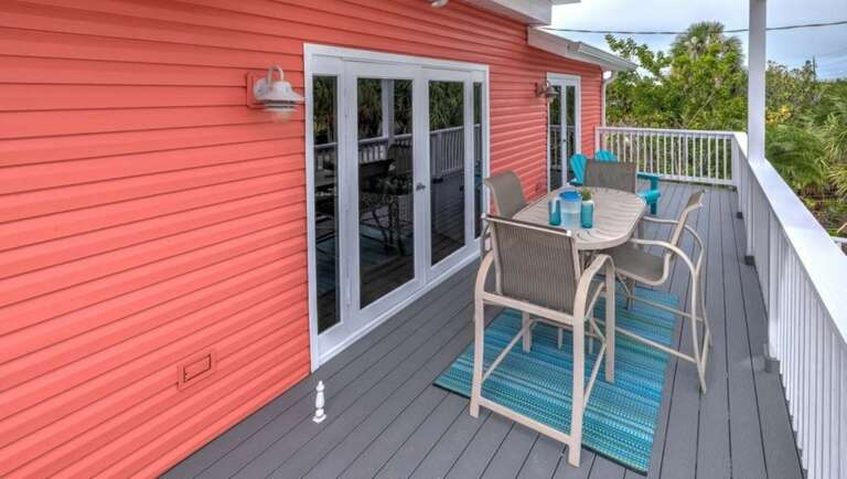 Deck Dining Options
