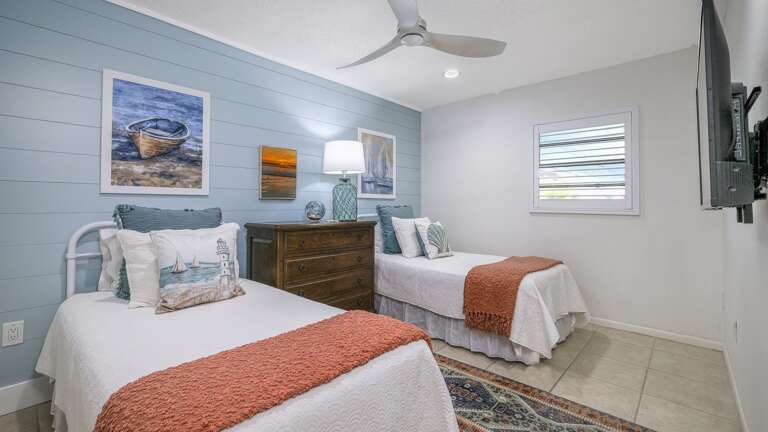 Bedroom Two with Twins