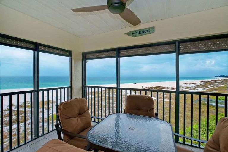 Sun Plaza West Unit 215 2 Bedroom Vacation Rental Property in Holmes