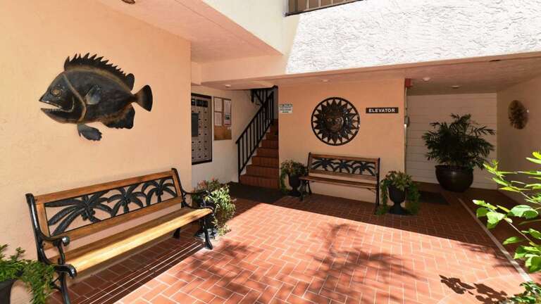 Courtyard at Entry with Elevator Options