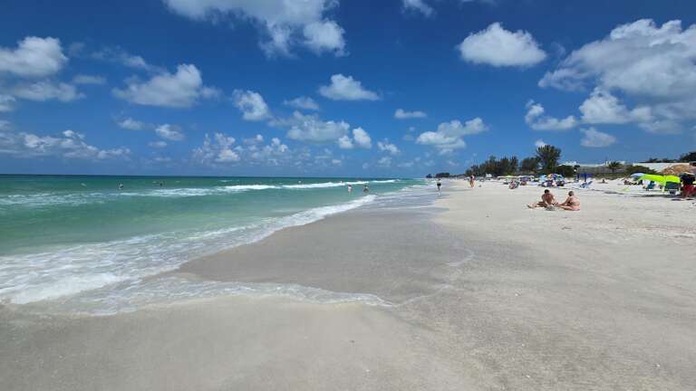 7 Miles of Public beach to stroll