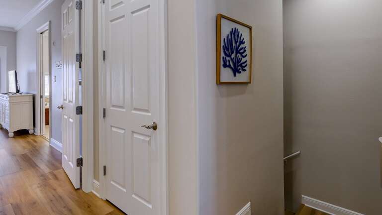 Entry to Primary bedroom