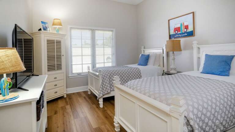 Third bedroom with TV