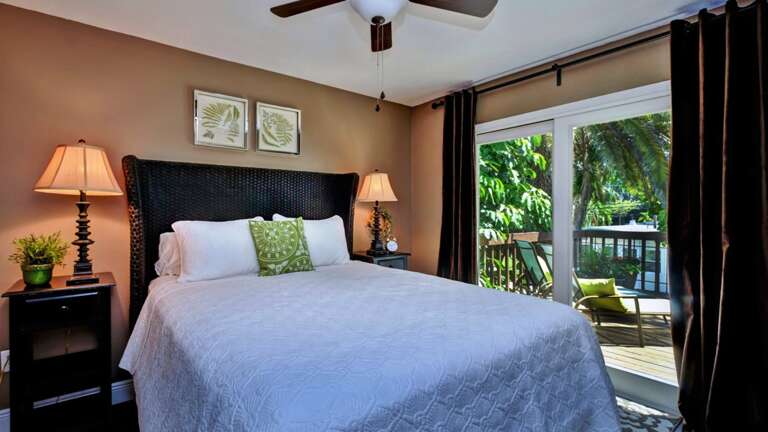 Second Bedroom with Access to Balcony/Deck