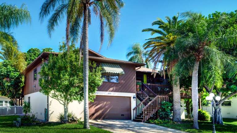 Parking in Drive and Street