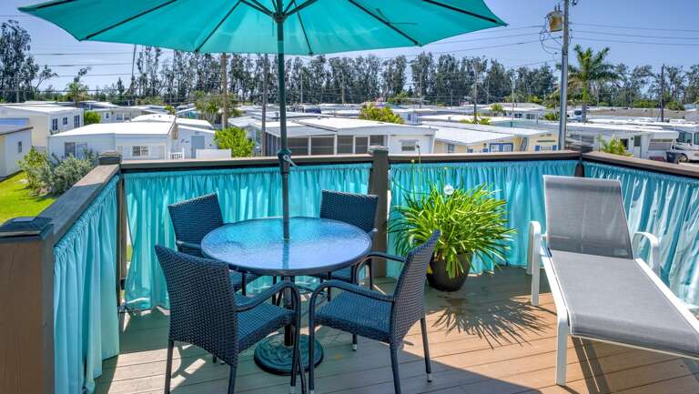 Lounge in the sun and dine al fresco
