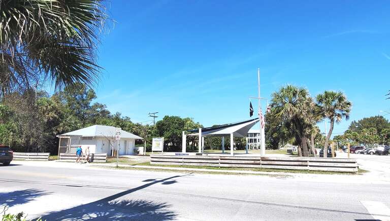 Pine Ave, Farm Market and Movies in the Park