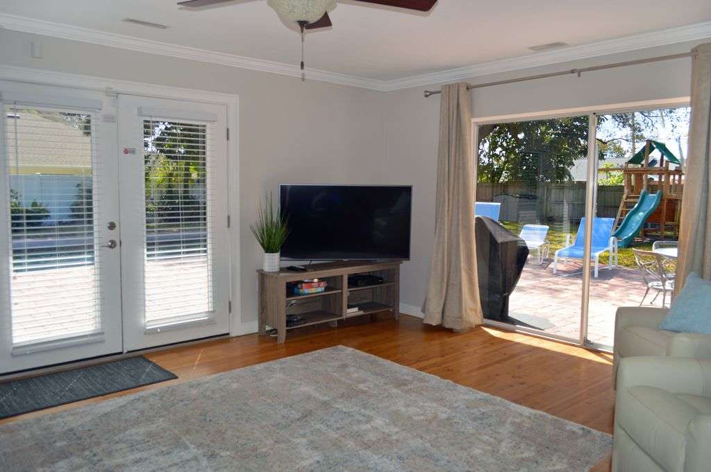 Live Oak Lodge 3 Bedroom Vacation Home For Rent Bradenton Florida