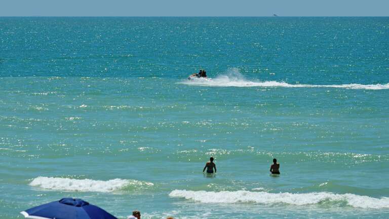 Rent Jet Skis and Enjoy Playing in the Surf