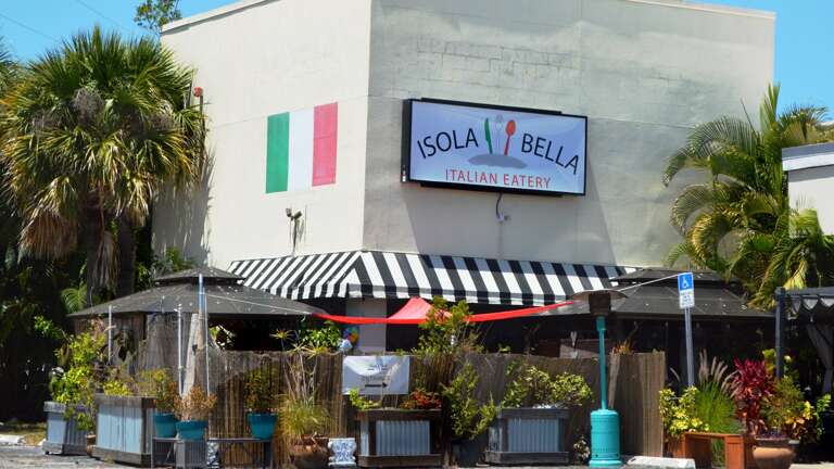 Short stroll to Italian at Isola Bella