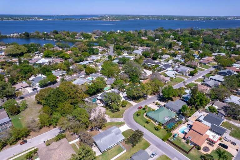 Located in a Great Neighborhood for Biking or Walking