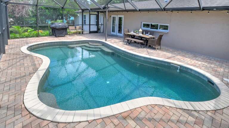 Screened Pool with Gas grill