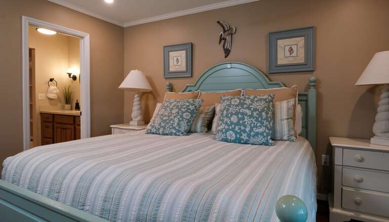 Primary Bedroom has Ensuite Bath