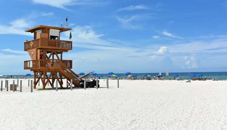 Life guards and lounger rentals