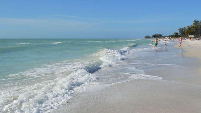 7 Miles of Sugar Sands to Stroll