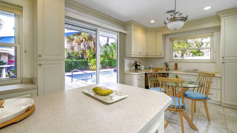 Breakfast Nook has Easy Access to Pool