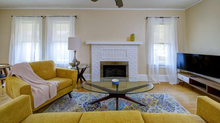 Enjoy your Favorite TV Shows in Comfort