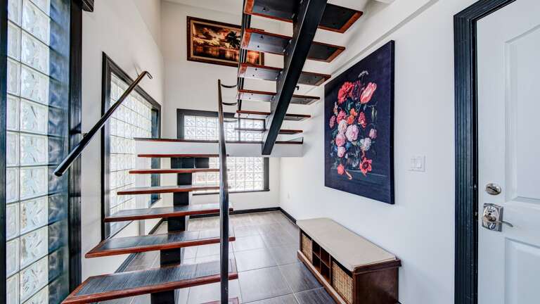 Ground Floor Garage Door Comes in at Entry Ground Floor Garage Door Comes in at Entry