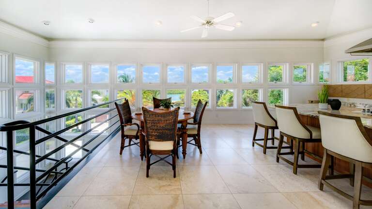 Extra Seating at the Island Extra Seating at the Island