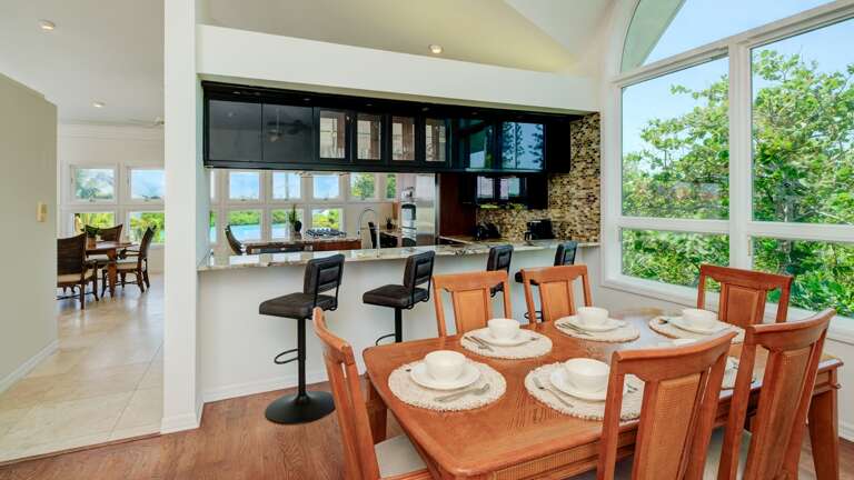 Bar Top Seating at Dining Area Bar Top Seating at Dining Area