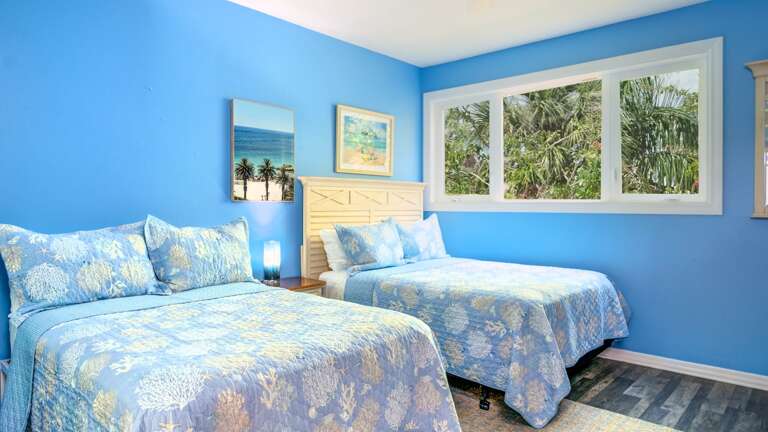 Queen and Full Bed Queen and Full Bed