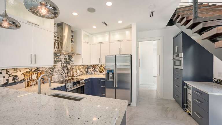 Beautifully Appointed Kitchen Beautifully Appointed Kitchen