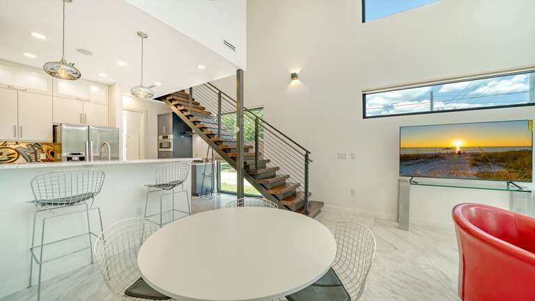 Up To Date Style and Decor Up To Date Style and Decor