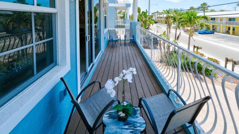 Enjoy coffee or refreshments in open air