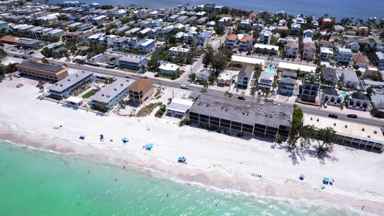 7 miles of sugar sands