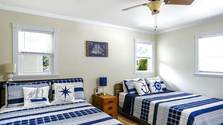 Third Bedroom with 2 Full Beds