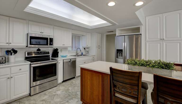 Easy Use Pull Out Cabinets