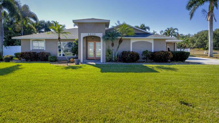 Welcome to Waterfall Retreat