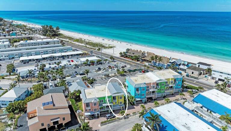 Easy walk to resort shops, ice cream and more