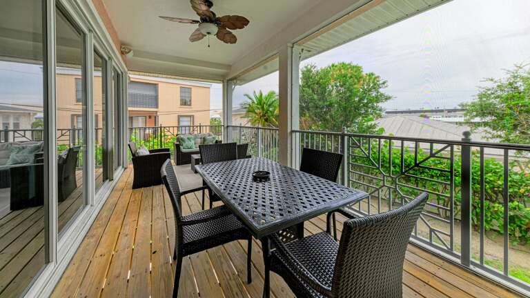 Enjoy Relaxed Open Air Dining or Refreshments on Balcony