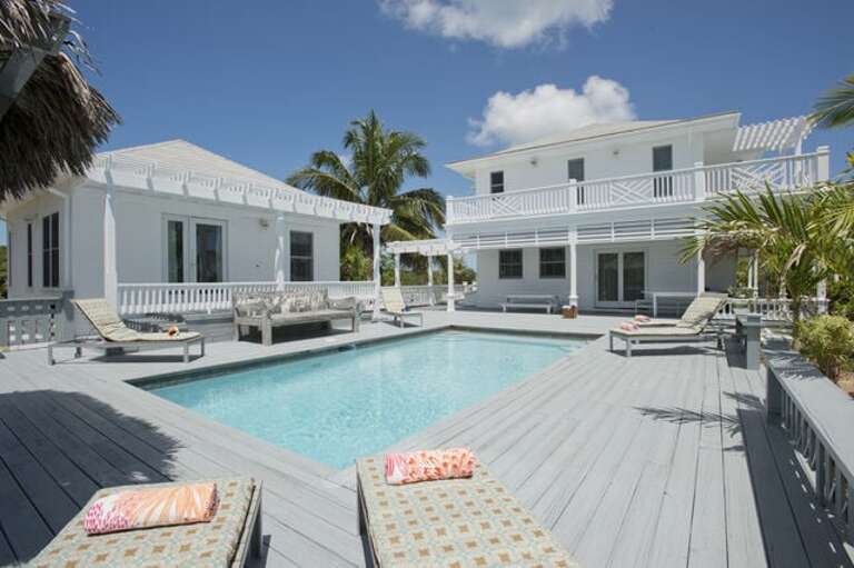 Guest House, pool and Main House Guest House, pool and Main House