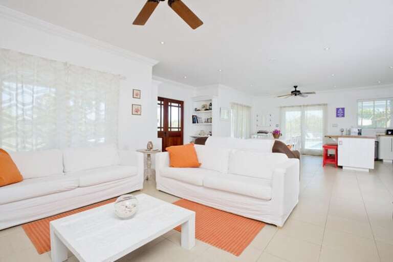 Living Area Living Area