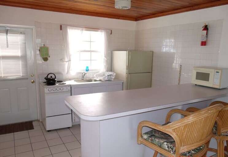 Full kitchen Full kitchen