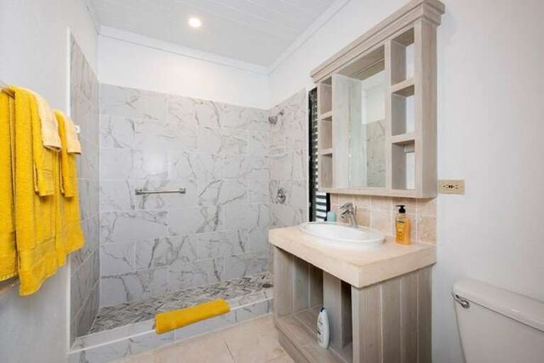 Bath with walk-in shower